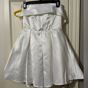 Showpo White Formal women’s Dress